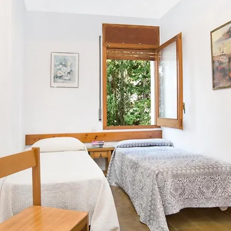 Apartment Apartment- Bravo